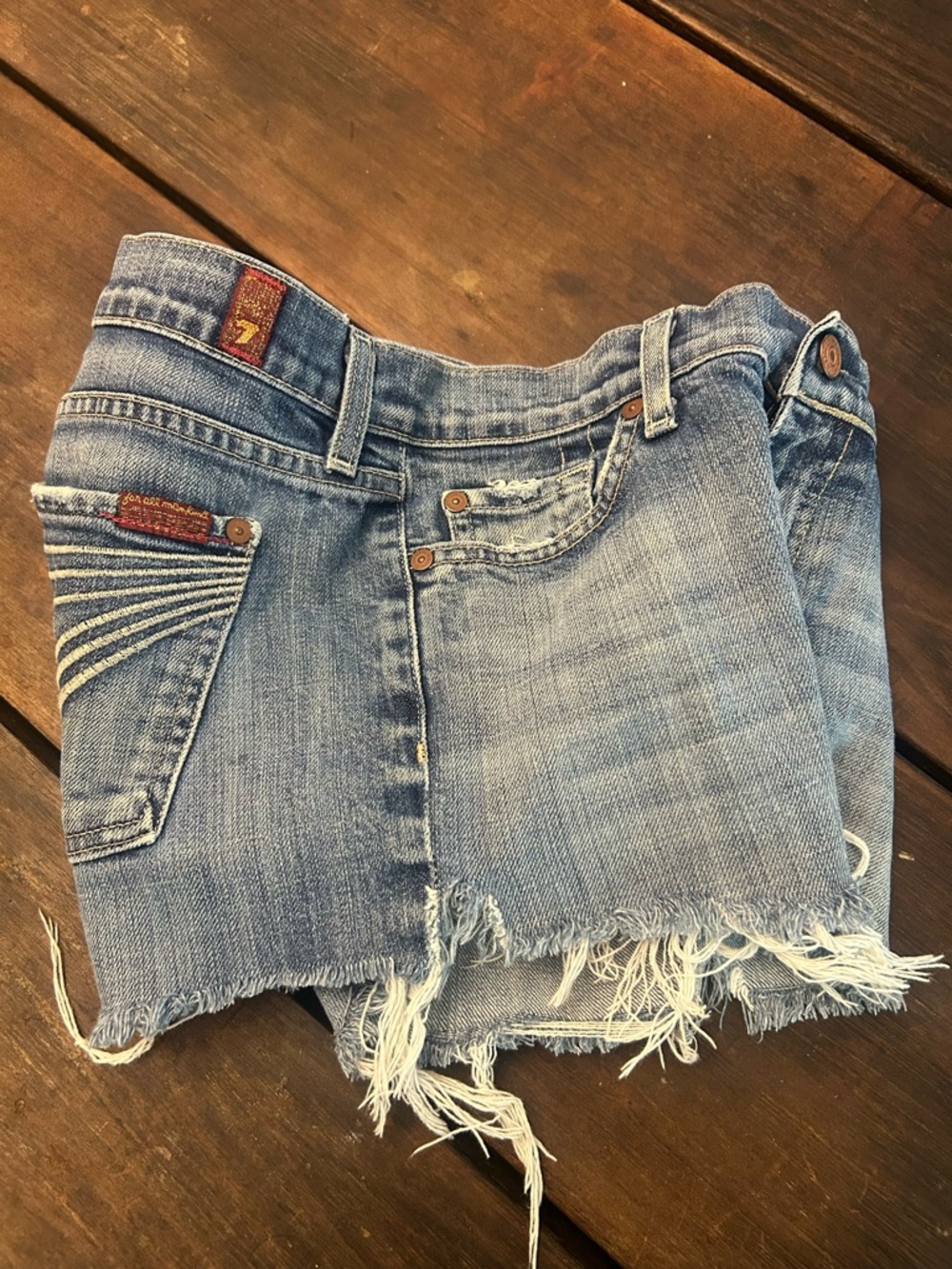 7 for all Mankind Dojo Frayed Light Wash Denim Cutoff Shorts 28 - Picture 9 of 9